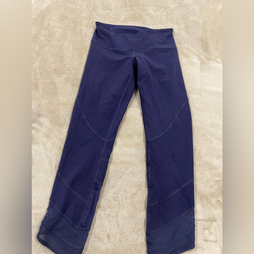 Lululemon size small